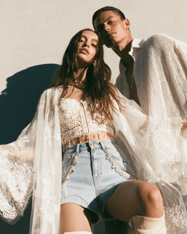 Valley – Golden Dust Wear
